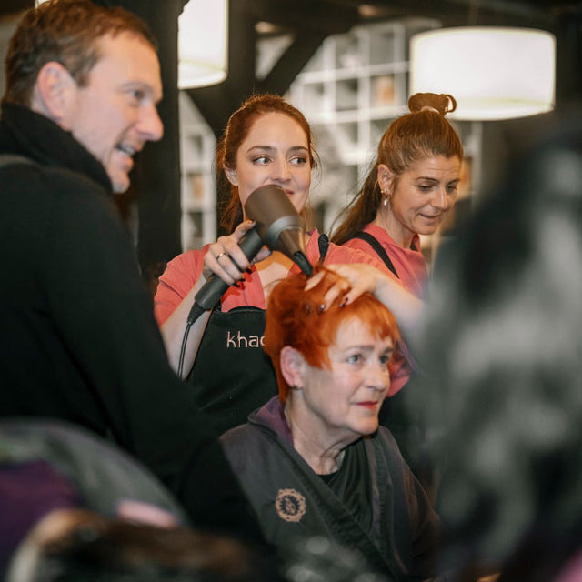 Bild von Image 421d5a8b, Teil der Khadi-Produktfotografie für pflanzliche Haarfarben und Pflege Bild von Image 421d5a8b, Teil der Khadi-Produktfotografie für pflanzliche Haarfarben und Pflege