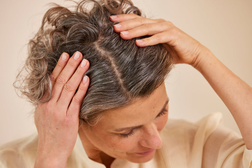 ¿Cómo puedo lograr una cobertura óptima de las canas?