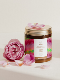 Imagen ilustrativa de manteca corporal Ayurvédica Pink Lotus Beauty con ingredientes.