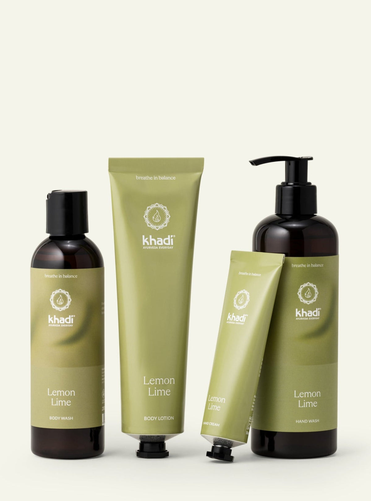 das ayurvedic set mit mit natürlichem Bodywash, Handwash, Bodylotion und Handcreme.