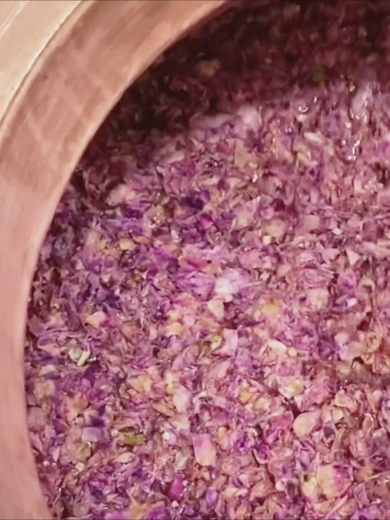 Video de preparación de champú Rose Repair
