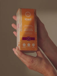 Vídeo sobre el tinte vegetal rubio medio de khadi