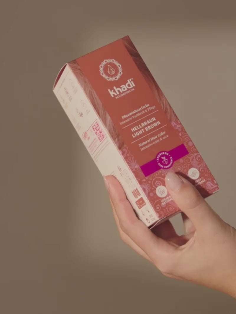 Vídeo sobre el tinte vegetal para el cabello khadi castaño claro
